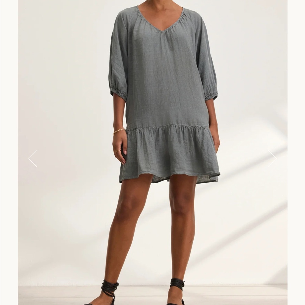 Velvet by Graham and Spencer Linen dress. Brand new never worn with tags